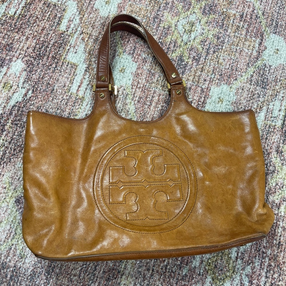 Tory Burch Bombe Leather Tote Handbag Purse Camel Tan Logo